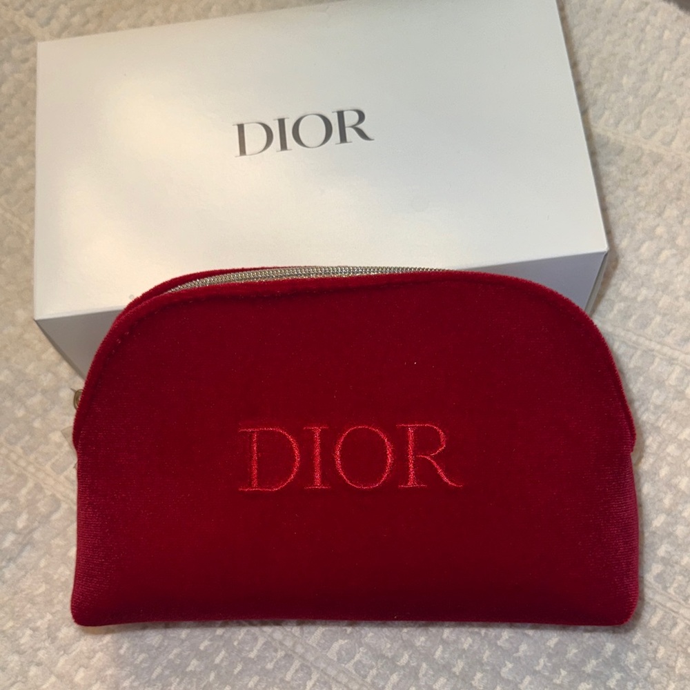 🆕Dior Luxurious Red Cosmetic Bag🆕